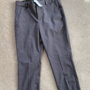 BRAND NEW: Banana Republic Logan Curvy Fit Pants